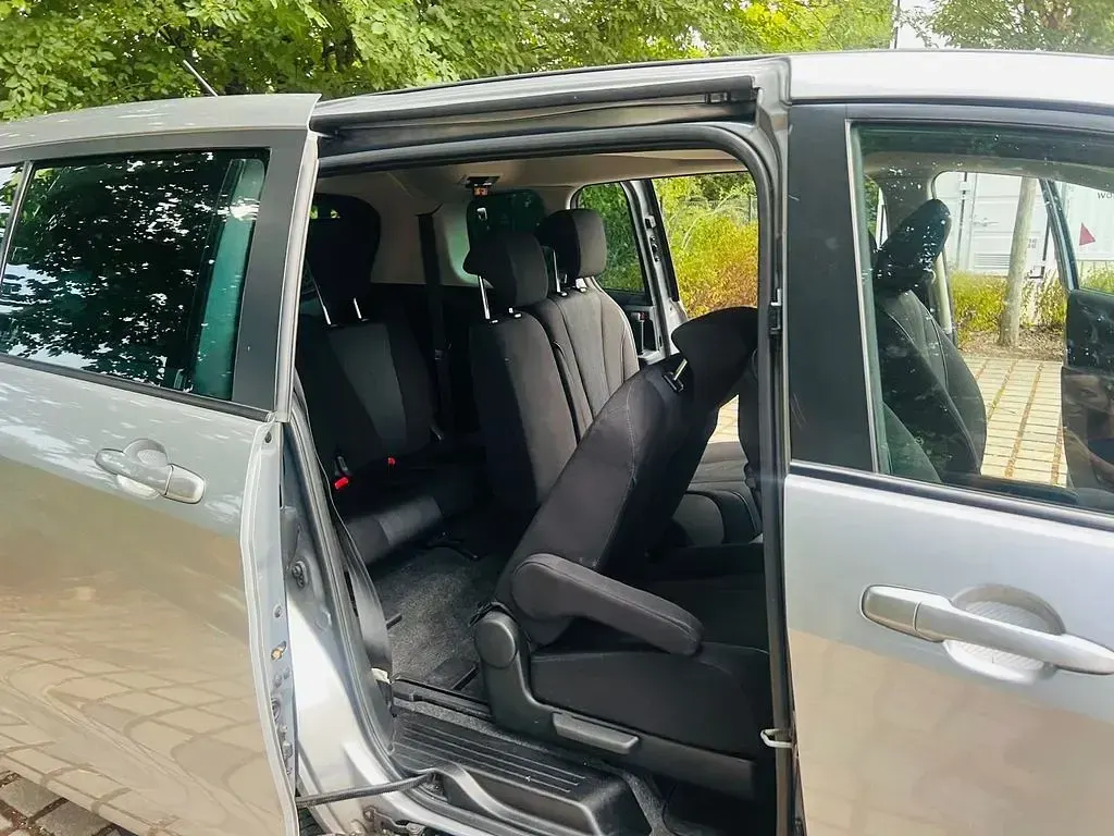 Gebraucht Mazda 5 145 PS (106 kW) 2011 Grau Van / Kleinbus