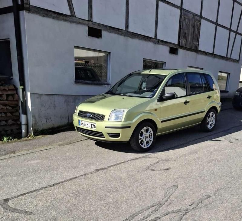 Grün Gebraucht 2005 Ford Fusion Viva Limousine | 1.000 € (Guter Preis) - Bild 1/1