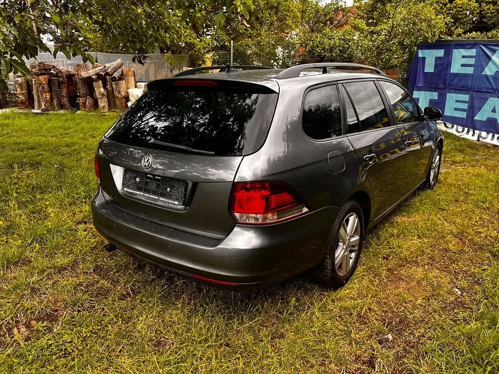Gebraucht VW Golf VII Match 122 PS (89 kW) 2012 Grau Kombi