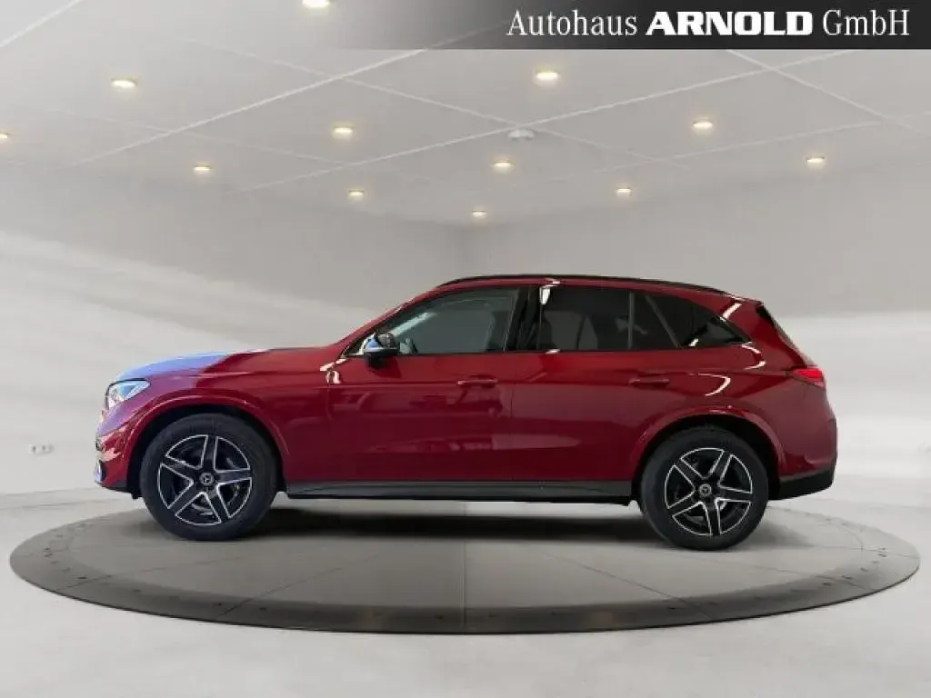 Gebraucht Mercedes GLC220 197 PS (144 kW) 2025 Manufaktur patagonienrot bright (metallic) SUV