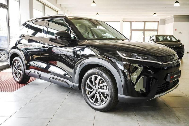 Neu BYD Atto 2 Boost 212 PS (155 kW) 2026 Schwarz SUV