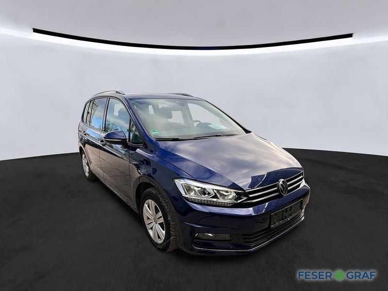 Gebraucht VW Touran Active 150 PS (110 kW) 2023 Atlantik blue metallic Van / Kleinbus