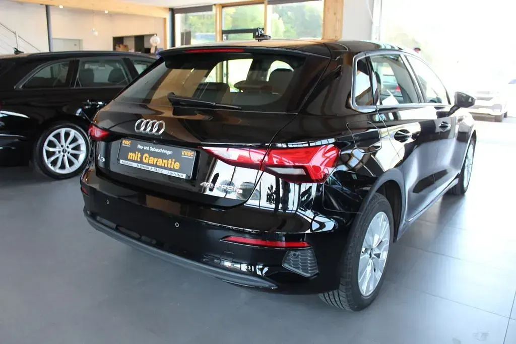 Gebraucht Audi A3 204 PS (150 kW) 2023 Brillantschwarz Limousine