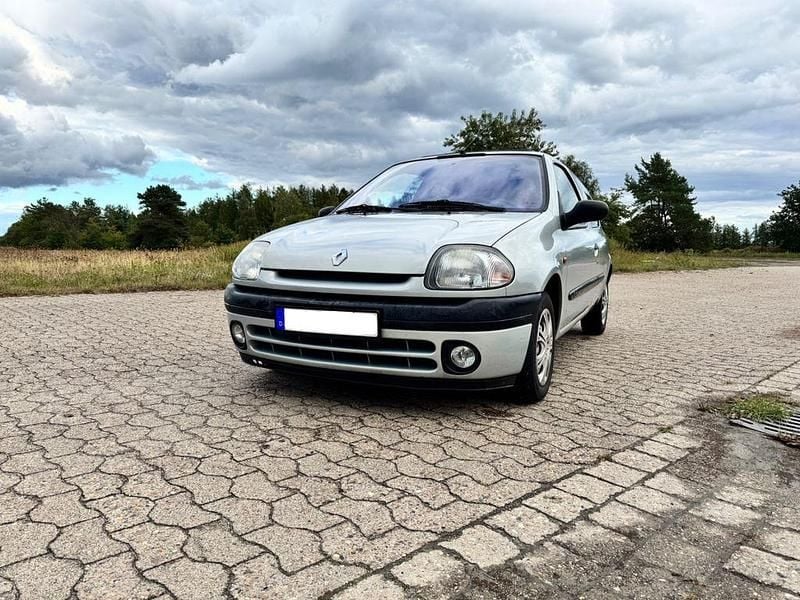 Gebraucht Renault Clio II 75 PS (55 kW) 1999 Grau Kleinwagen