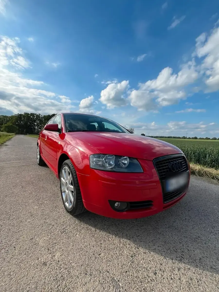 Gebraucht Audi A3 105 PS (77 kW) 2005 Rot Kleinwagen