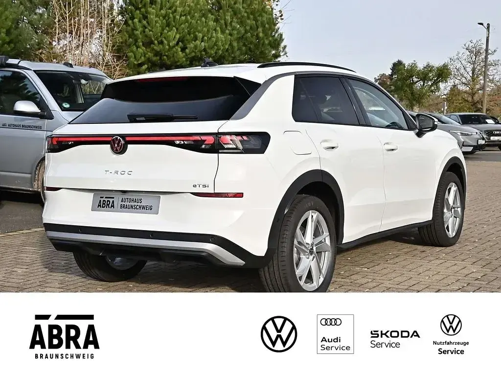 Gebraucht VW T-Roc Life 150 PS (110 kW) 2026 Weiß SUV