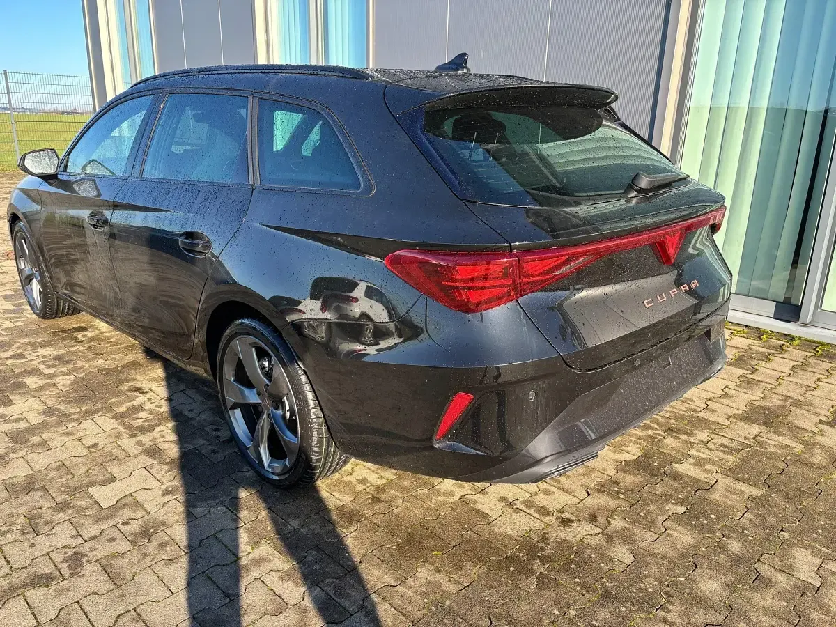Neu Cupra Leon Basis 150 PS (110 kW) 2026 Kombi
