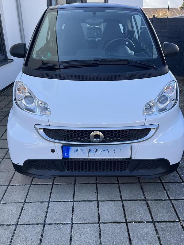 Gebraucht Smart ForTwo Coupé 71 PS (52 kW) 2012 Weiß Coupé