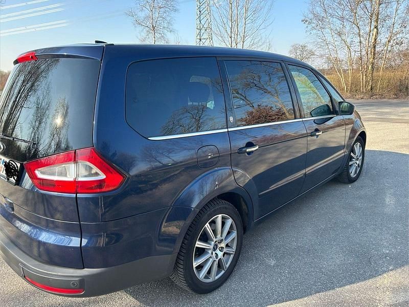 Gebraucht Ford Galaxy Ghia 145 PS (106 kW) 2008 Blau Van / Kleinbus
