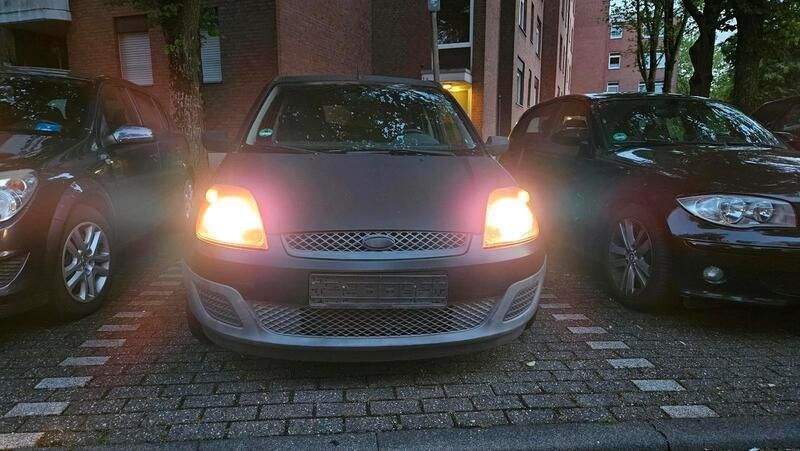 Schwarz Gebraucht 2006 Ford Fiesta Kleinwagen | 800 € (Guter Preis) - Bild 1/4