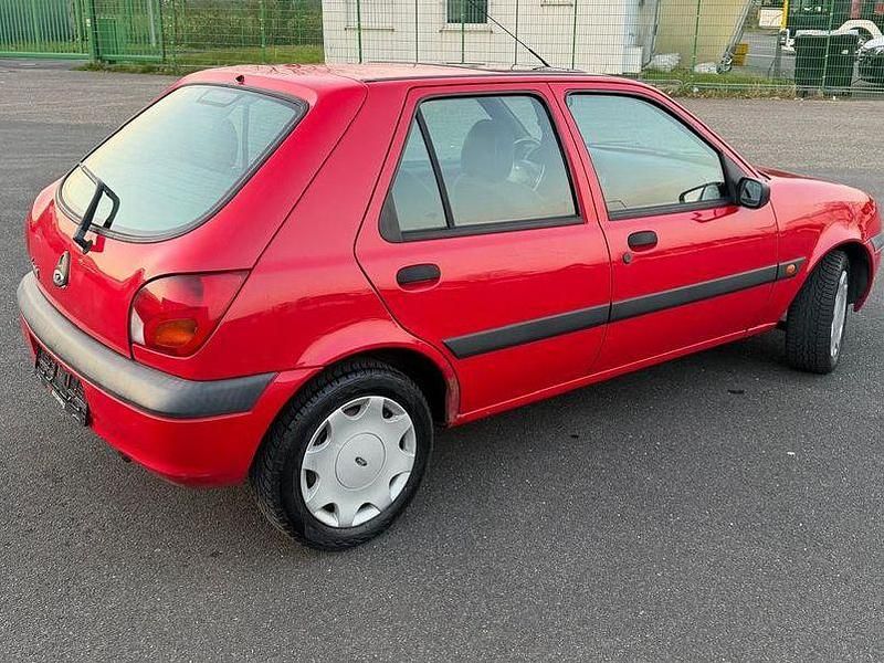 Gebraucht Ford Fiesta 2001 Rot Kleinwagen