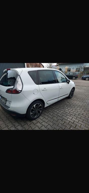 Gebraucht Renault Scénic III Bose Edition 132 PS (97 kW) 2015 Weiß Van / Kleinbus