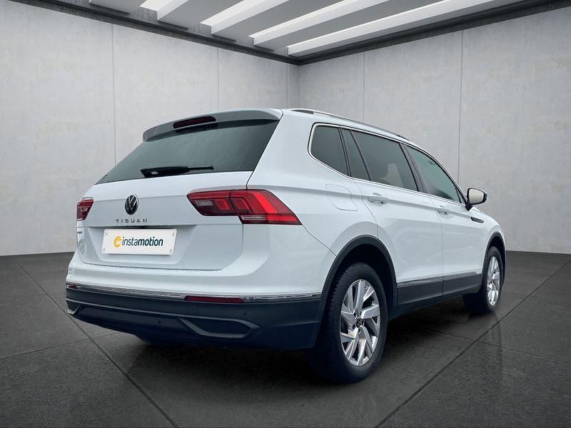 Gebraucht VW Tiguan 150 PS (110 kW) 2023 Weiß SUV