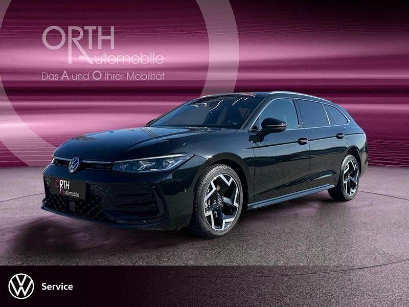 Gebraucht VW Passat IQ Drive 150 PS (110 kW) 2025 Grenadillschwarz metallic Kombi