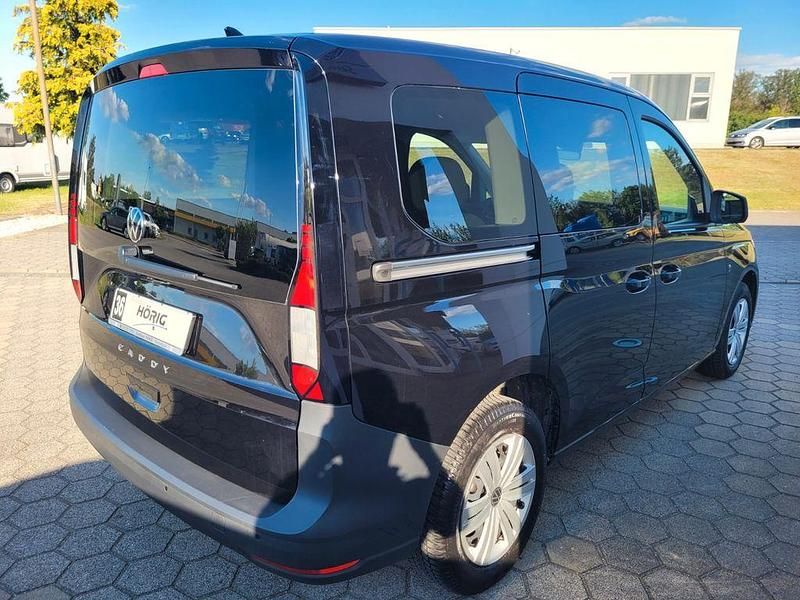Gebraucht VW Caddy 102 PS (75 kW) 2023 Schwarz Van / Kleinbus