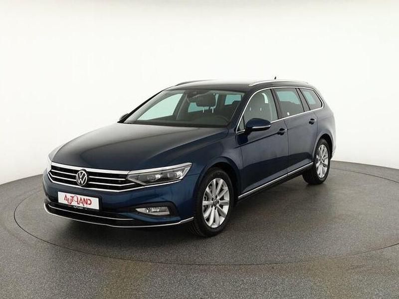 Blau Gebraucht 2021 VW Passat Kombi | 23.990 € (Etwas zu teuer) - Bild 1/4