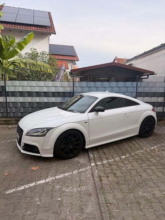 Weiß Gebraucht 2012 Audi Coupé Sport Coupé | 12.900 € - Bild 1/4