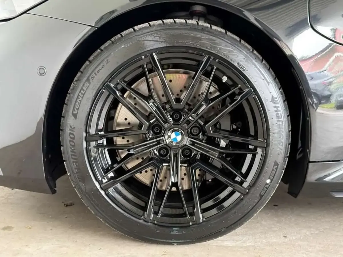 Nowe BMW M5 544 KM (400 kW) 2026 Czarny Sedan/Limuzyna
