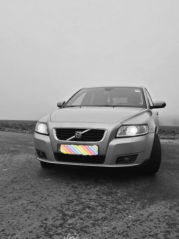 Gebraucht Volvo V50 101 PS (74 kW) 2008 Silber Kombi