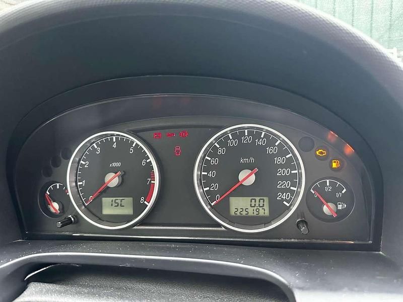 Gebraucht 2001 Ford Mondeo Ambiente Limousine | 950 € (Fairer Preis) - Bild 1/4