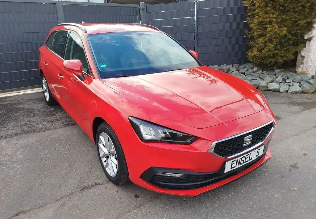 Gebraucht Seat Leon 116 PS (85 kW) 2021 Rot Limousine