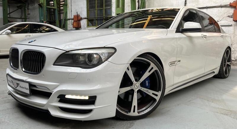 Weiß Gebraucht 2009 BMW 750 Comfort Edition Limousine | 24.990 € - Bild 1/4