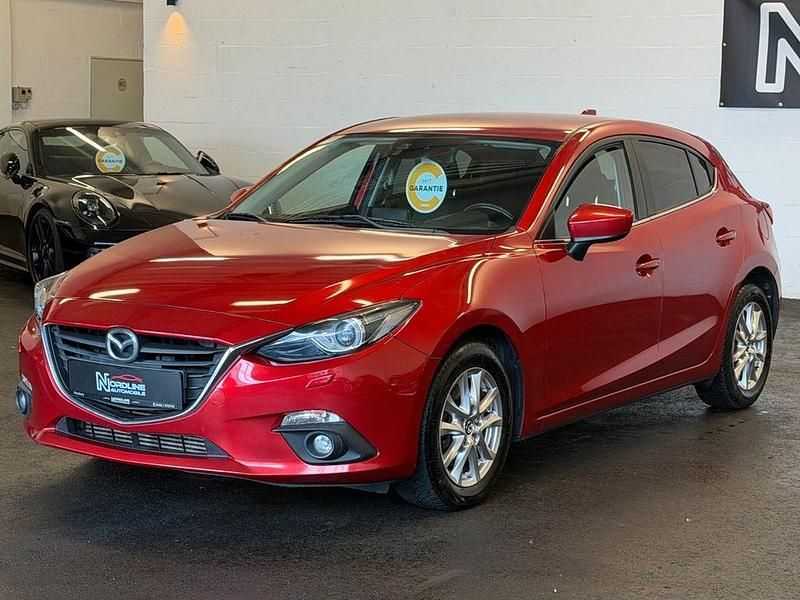Gebraucht Mazda 3 Center-Line 150 PS (110 kW) 2014 Rot Limousine