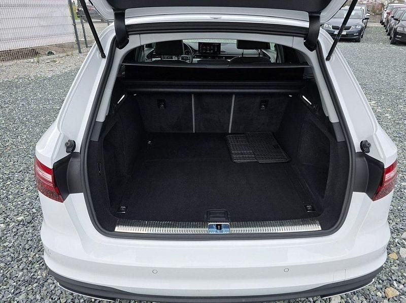 Gebraucht Audi A4 163 PS (119 kW) 2023 Weiß Kombi