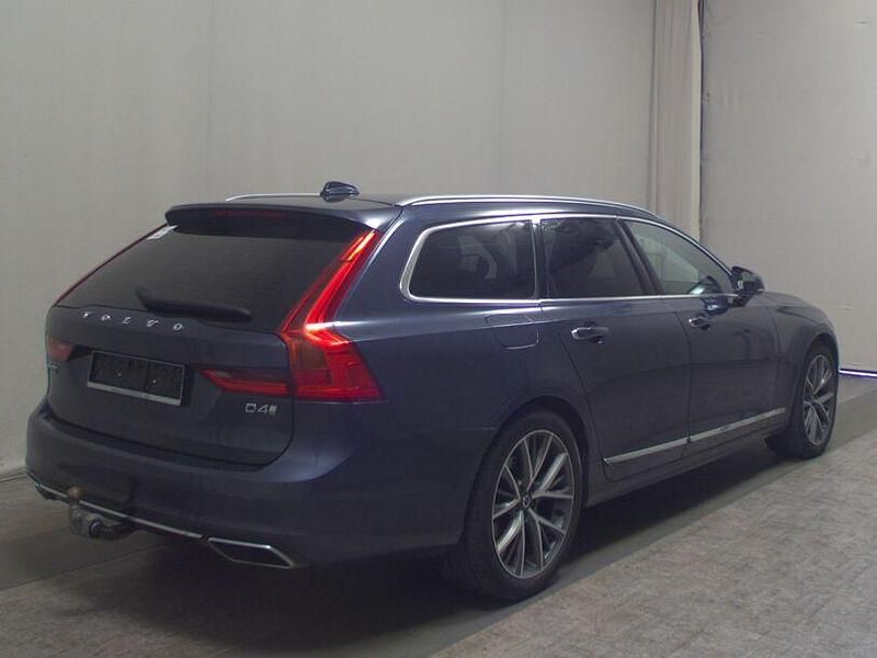 Gebraucht Volvo V90 Inscription 190 PS (139 kW) 2019 Schwarz Kombi