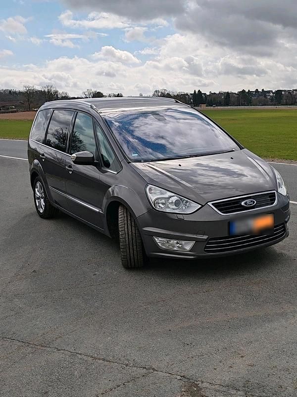 Gebraucht Ford Galaxy 163 PS (119 kW) 2013 Grau Van / Kleinbus