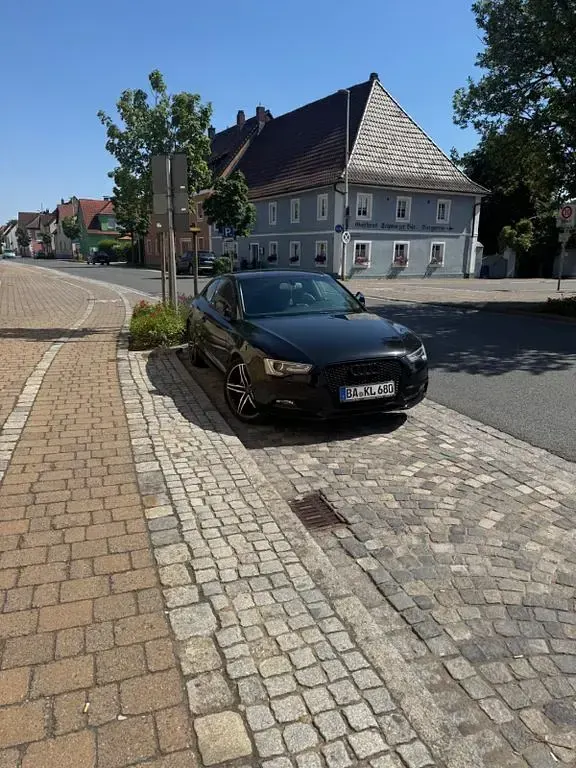 Gebraucht Audi A5 Sport 190 PS (139 kW) 2014 Schwarz Coupé