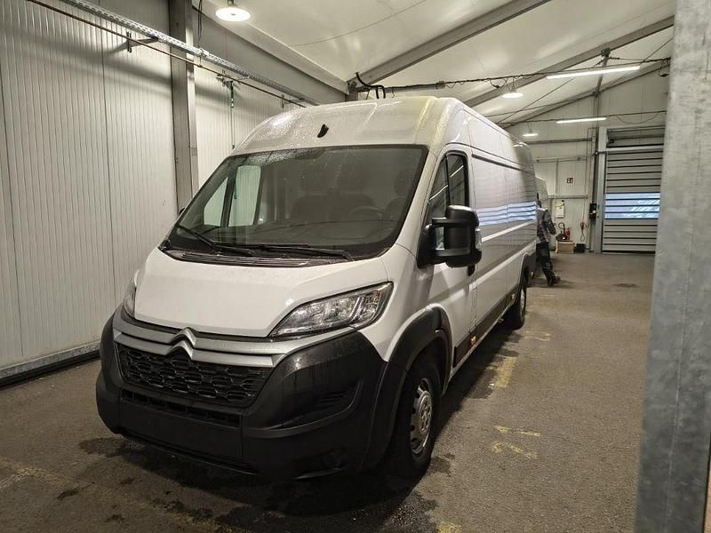 Gebraucht Citroën Jumper Start 165 PS (121 kW) 2024 Weiss icy/deckende lackierung Van / Kleinbus