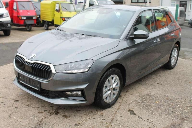 Graphite grau metallic Neu 2025 Skoda Fabia Kleinwagen | 20.595 € (Fairer Preis) - Bild 1/4