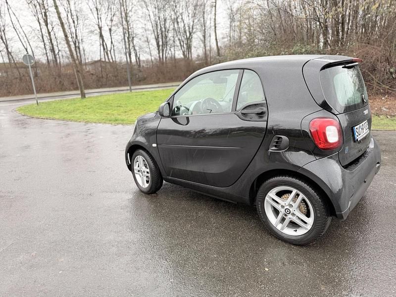 Gebraucht Smart ForTwo Electric Drive 60 kW (82 PS) 2020 Schwarz Coupé