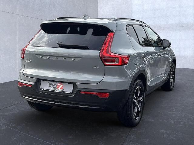 Gebraucht Volvo XC40 Plus 197 PS (144 kW) 2025 Grau SUV