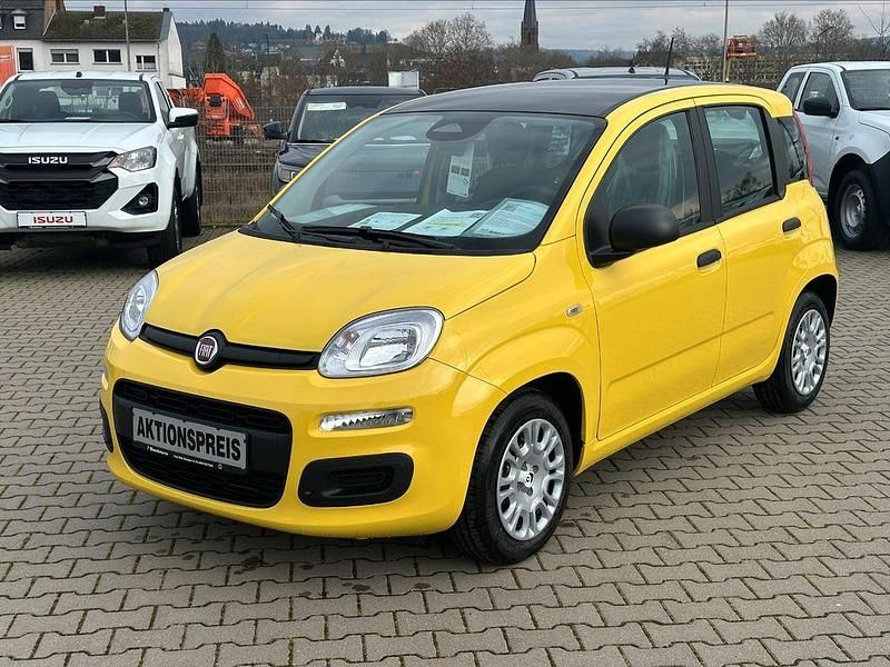 Neu Fiat Panda Icon 69 PS (50 kW) 2026 Gelb Limousine