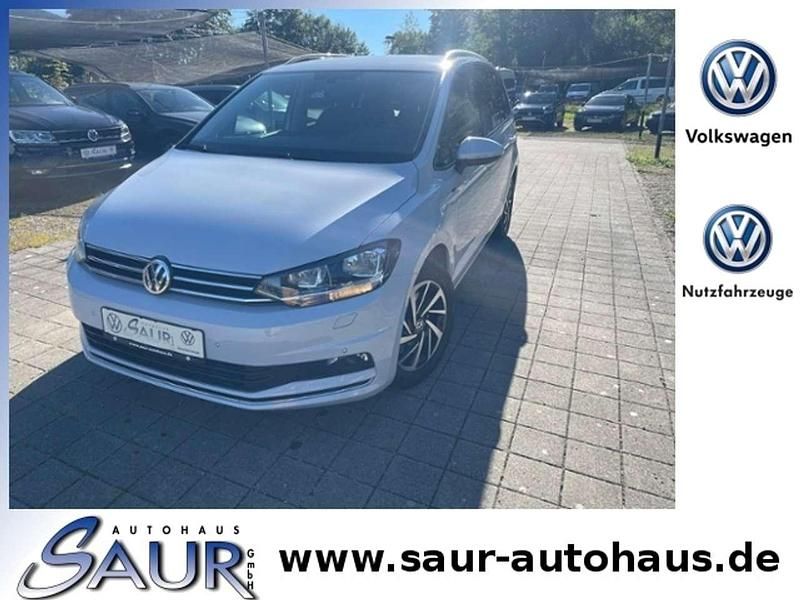 White silver metallic Gebraucht 2018 VW Touran Join Van / Kleinbus | 19.990 € (Fairer Preis) - Bild 1/4
