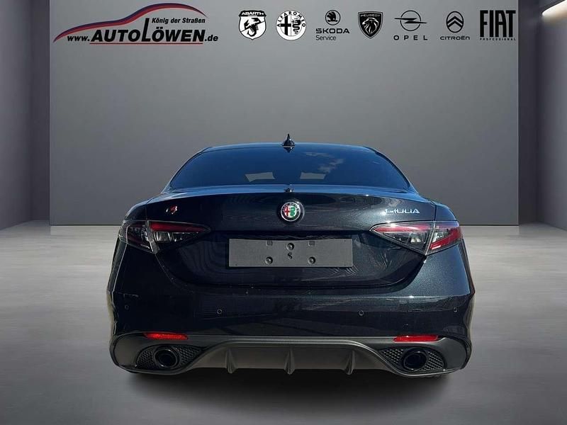Neu Alfa Romeo Giulia 280 PS (205 kW) 2025 Nero vulcano, metallic Limousine