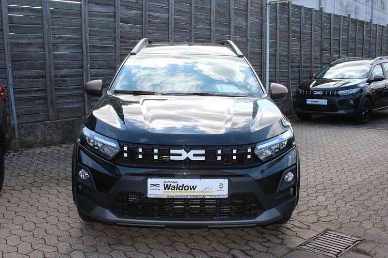 Neu Dacia Jogger Extreme 110 PS (80 kW) 2026 Perlmuttschwarz metallic Van / Kleinbus