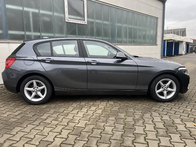 Gebraucht BMW 118 Advantage 136 PS (100 kW) 2017 Mineralgrau (metallic) Kleinwagen