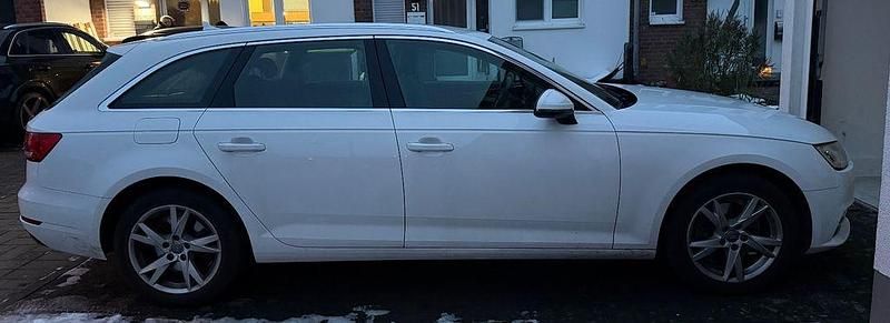 Gebraucht Audi A4 Sport 150 PS (110 kW) 2017 Weiß Kombi