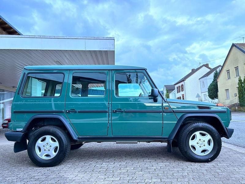 Gebraucht Mercedes G350 136 PS (100 kW) 1994 Grün SUV