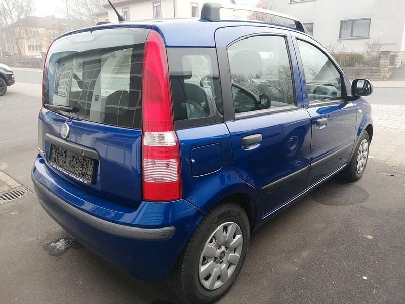 Gebraucht Fiat Panda Dynamic 60 PS (44 kW) 2010 Blau Kleinwagen