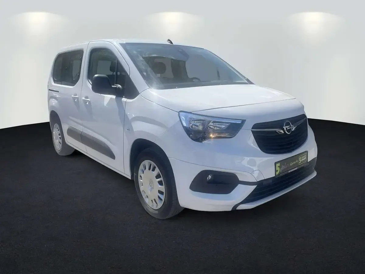 Używany Opel Combo-e Life Edition 100 kW (136 KM) 2023 Biały Minivan