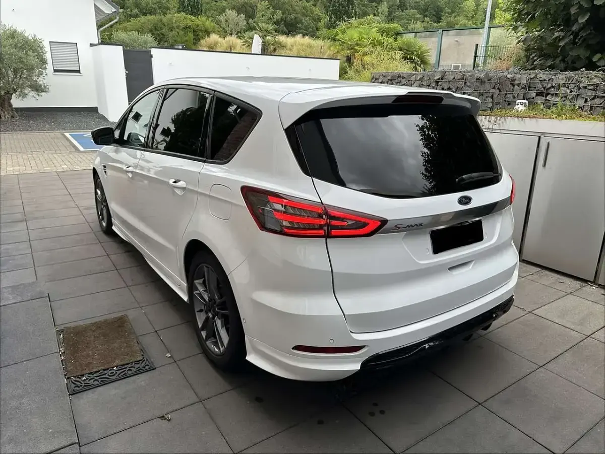 Gebraucht Ford S-MAX ST-Line 190 PS (139 kW) 2019 Weiß Van / Kleinbus