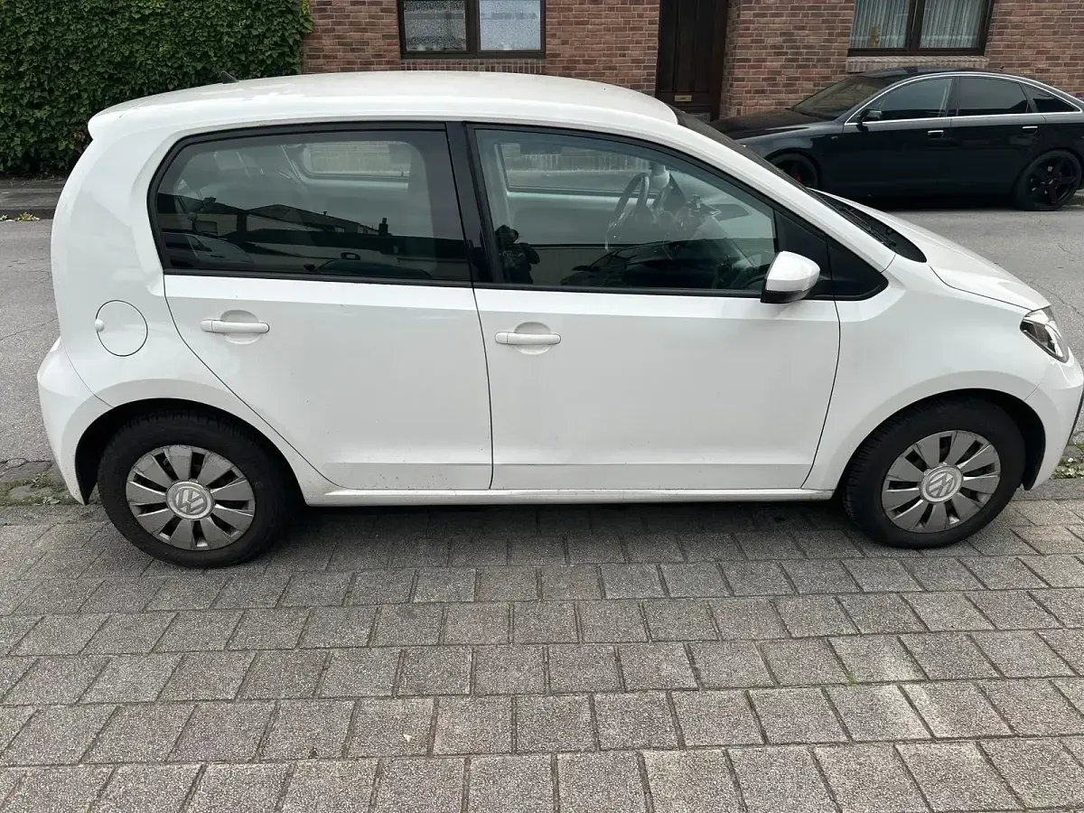 Gebraucht VW up! 60 PS (44 kW) 2017 Weiß Kleinwagen