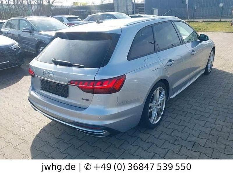Gebraucht Audi A4 S-Line 204 PS (150 kW) 2022 Silber Kombi