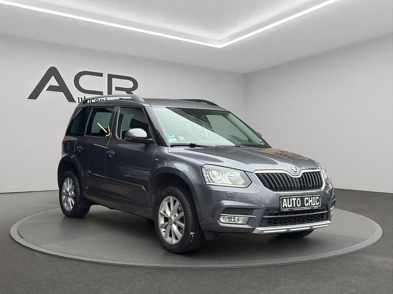 Gebraucht Skoda Yeti Drive 110 PS (80 kW) 2017 Platinum grey SUV
