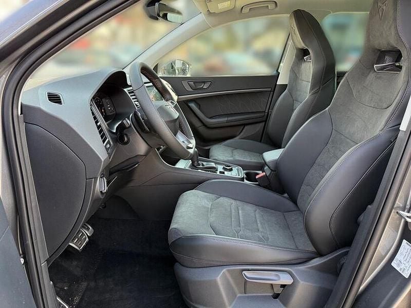 Neu Cupra Ateca 190 PS (139 kW) 2026 Grau SUV