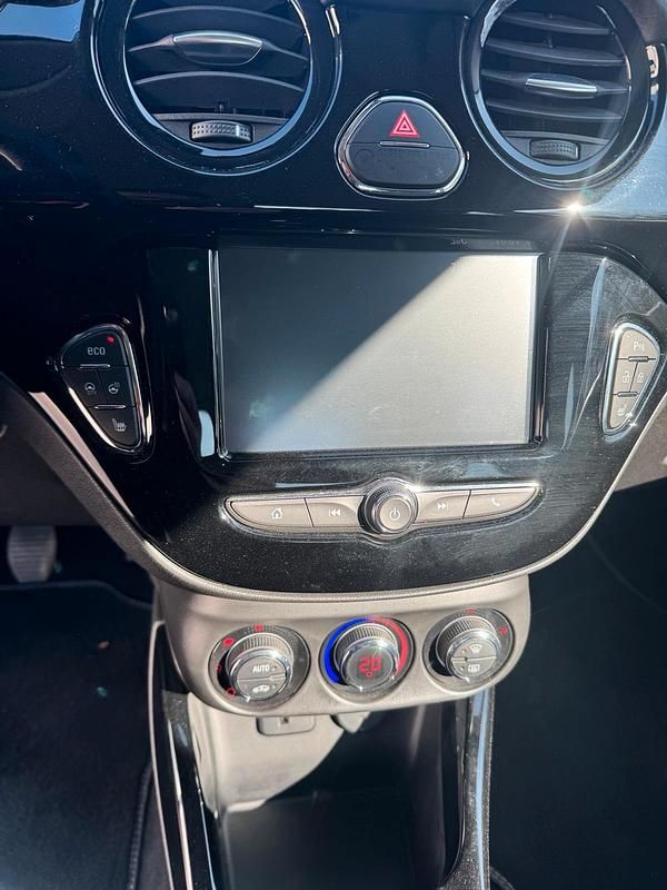 Gebraucht Opel Adam 101 PS (74 kW) 2019 Weiß Kleinwagen